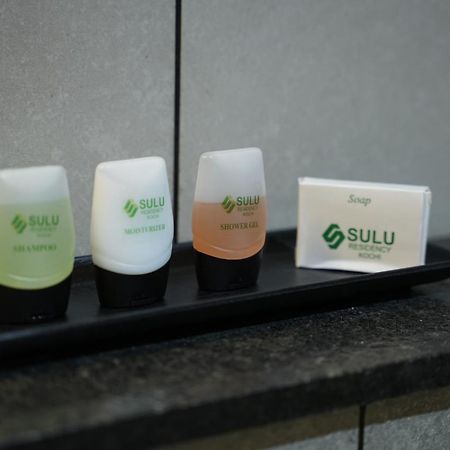 Sulu Residency Hotel Kochi Exterior foto