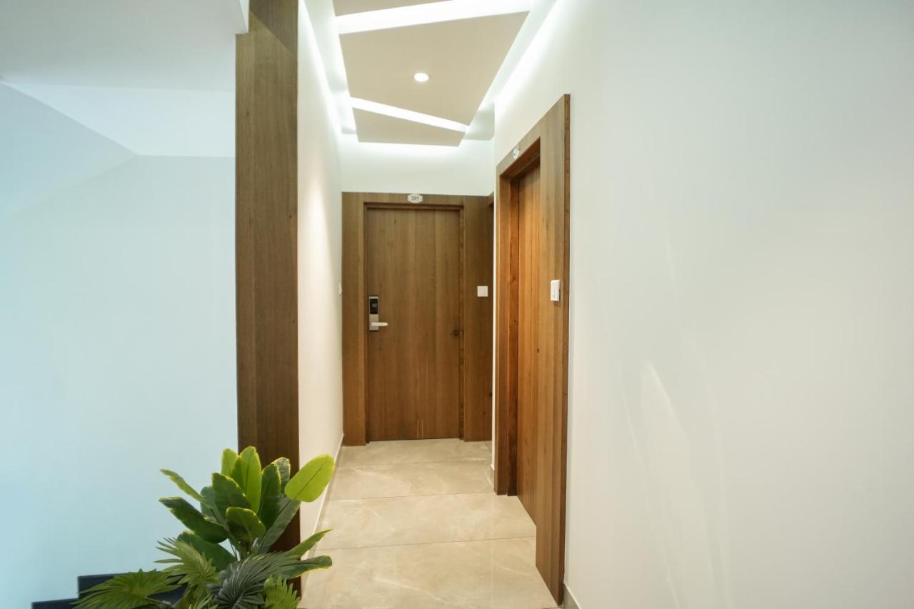Sulu Residency Hotel Kochi Exterior foto